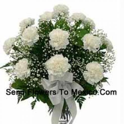 18 Cute White Carnations