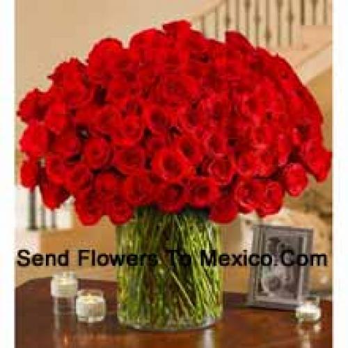 Sweet 100 Red Roses in Big Vase